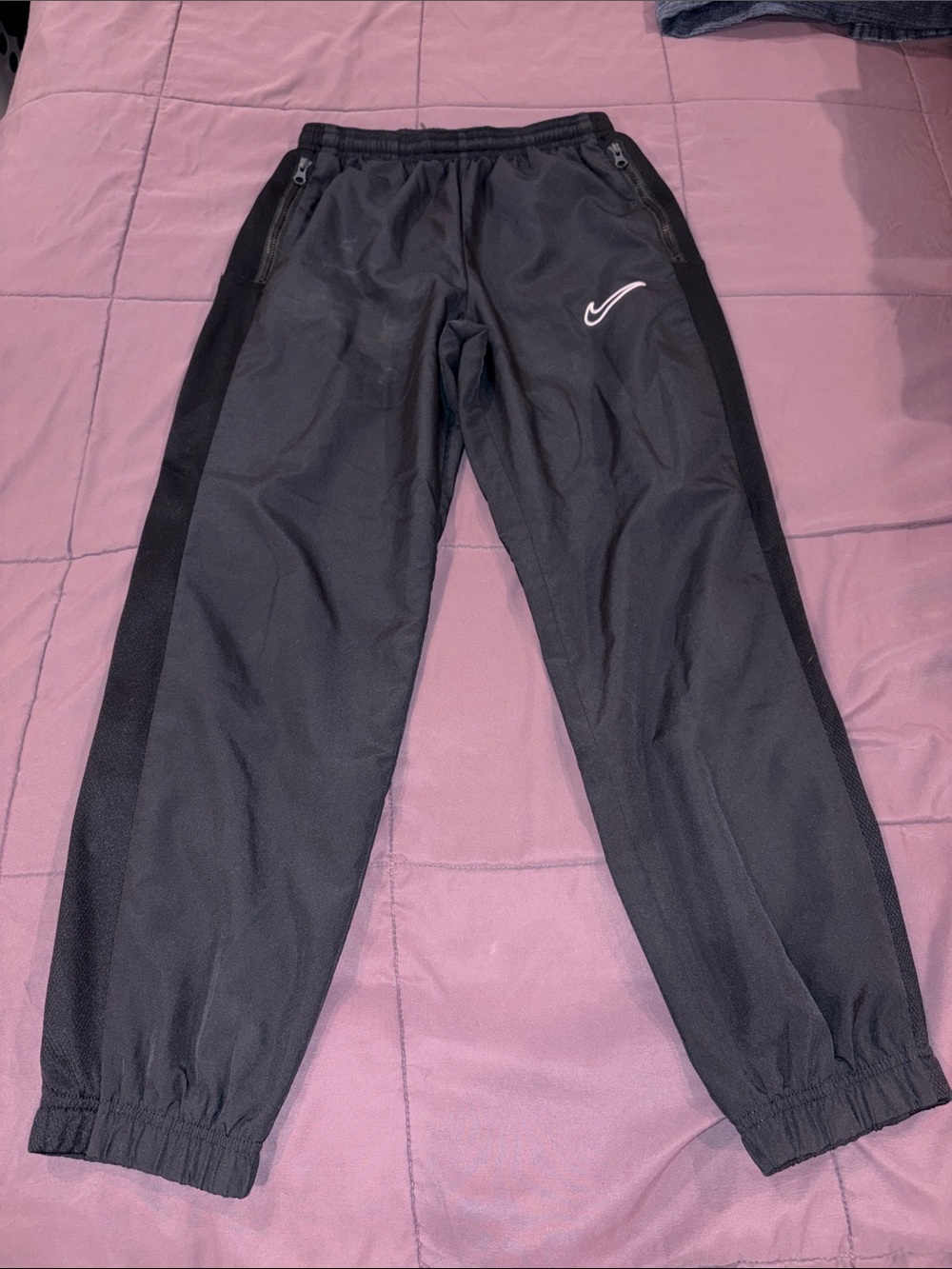 Boys Nike Black Medium Windbreaker/track pants